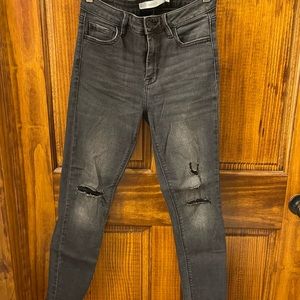 Hidden black skinny jeans